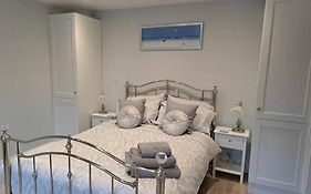 Bow Cottage